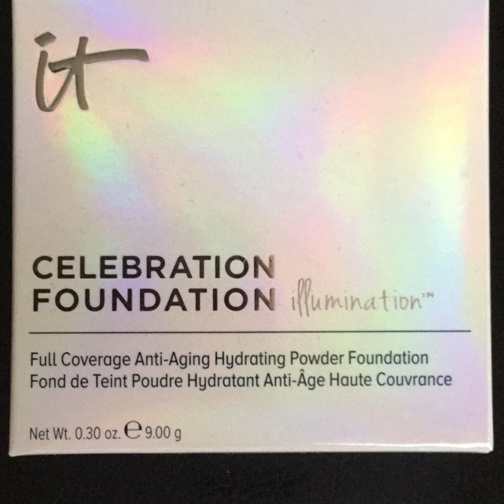 it Cosmetics Celebration Foundation Illuminator Md